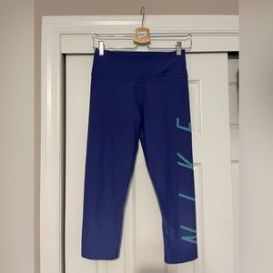 Nike Dri-Fit Capri Compression Leggings